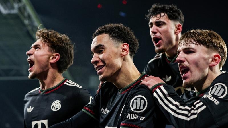 热火双星56分拯救希罗，布克24+9+9难救主，太阳无缘20分大逆转