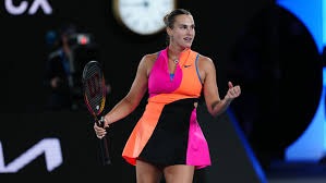 德科：梅西短暂回归？这不可能；还没和莱万谈续约的事